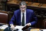 Manovra, Istat: «L’85% dei benefici alle famiglie più ricche». Giorgetti: «Aiuto ai redditi medi»