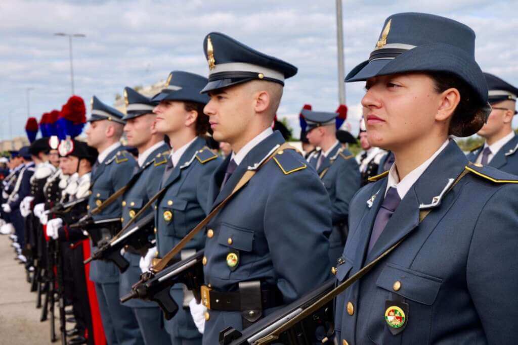 Festa dell’Unità nazionale e delle Forze armate, Emiliano: «I militari pacifisti professionisti» – VIDEO