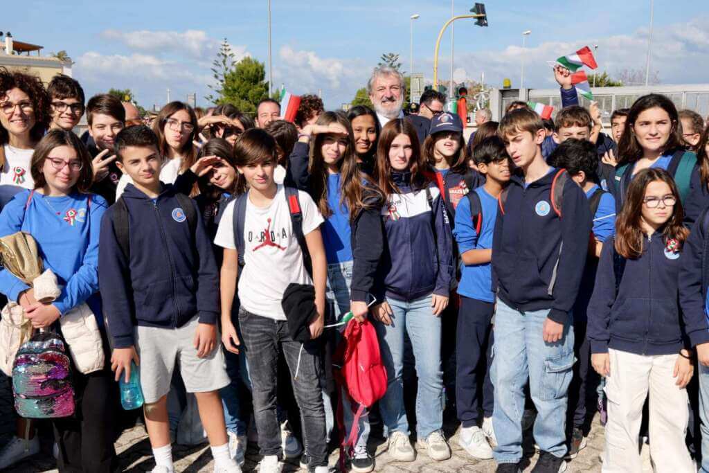 Festa dell’Unità nazionale e delle Forze armate, Emiliano: «I militari pacifisti professionisti» – VIDEO