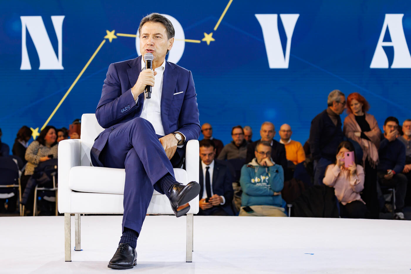 Regola dei due mandati, ruolo del garante e alleanze: ecco come ha votato l’assemblea del M5s Regola dei due mandati, ruolo del garante e alleanze: ecco come ha votato l’assemblea del M5s