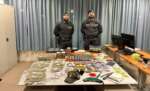 In casa oltre 10 chili di droga: arrestati due studenti universitari a Pisa, uno è pugliese
