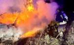 Incendio nella notte a Surbo: le fiamme distruggono un’auto e ne danneggiano un’altra – VIDEO