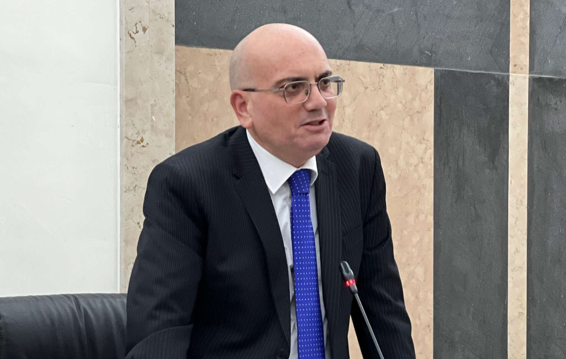Taranto, ancora polemiche dopo l’elezione di Abbate a presidente del Consiglio comunale Taranto, ancora polemiche dopo l’elezione di Abbate a presidente del Consiglio comunale