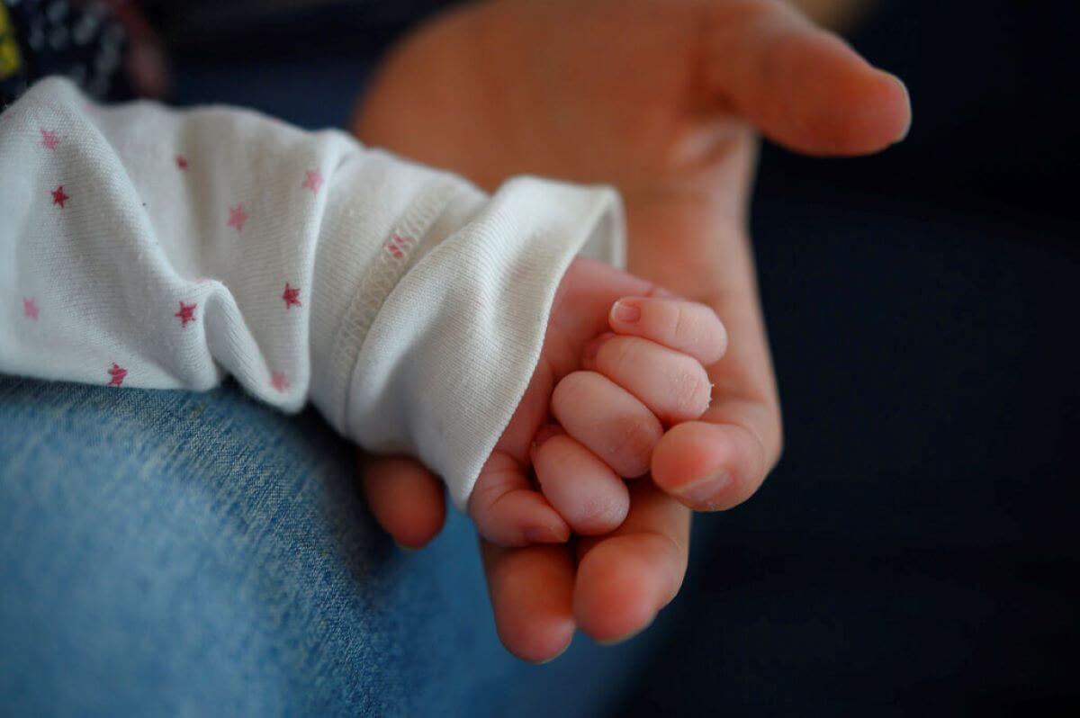 In Italia mamme sempre più sole e penalizzate: al Sud la situazione peggiore