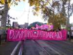“Non una di meno” scende in piazza, bruciata foto di Valditara: «Disarmiamo il patriarcato»