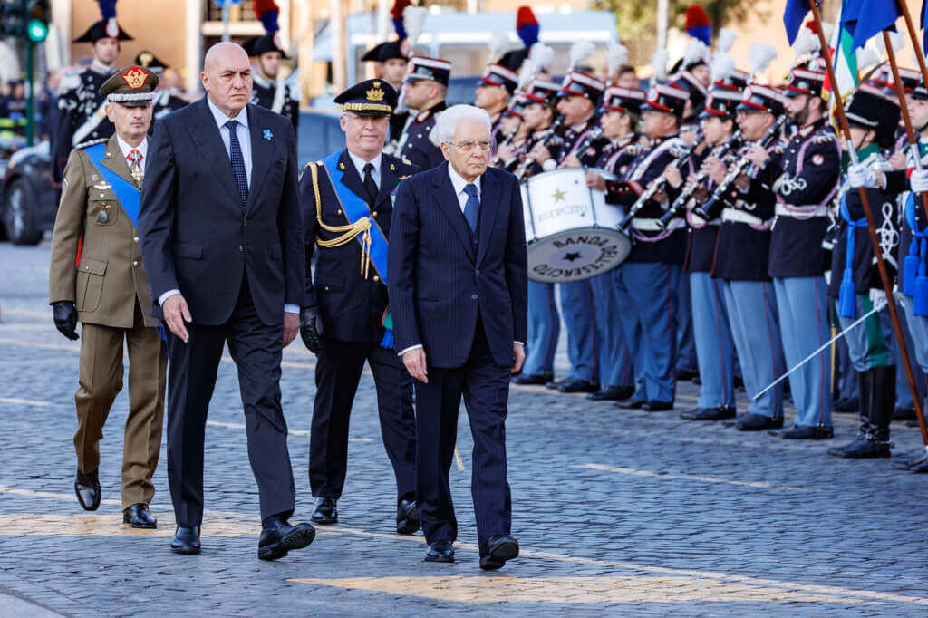 Galleria foto 'Giornata dell’Unità nazionale e delle Forze armate, Mattarella: «Difendono la pace e la libertà»' - foto 1