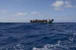 Migranti naufragati al largo della Tunisia, Alarm Phone: «Disperse 15 persone, forse sono morte»