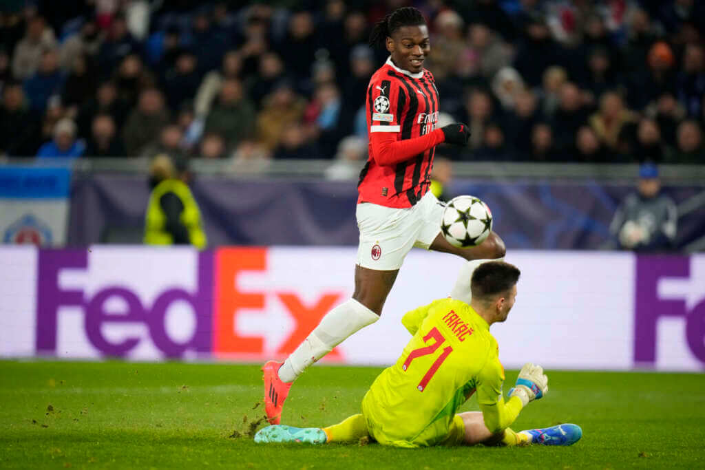 Galleria foto 'Champions League, il Milan supera lo Slovan Bratislava ma rischia troppo: finisce 3-2' - foto 1
