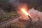 Ucraina, missile russo attacca Dnipro. Zelensky: «Sembra intercontinentale, stiamo verificando»