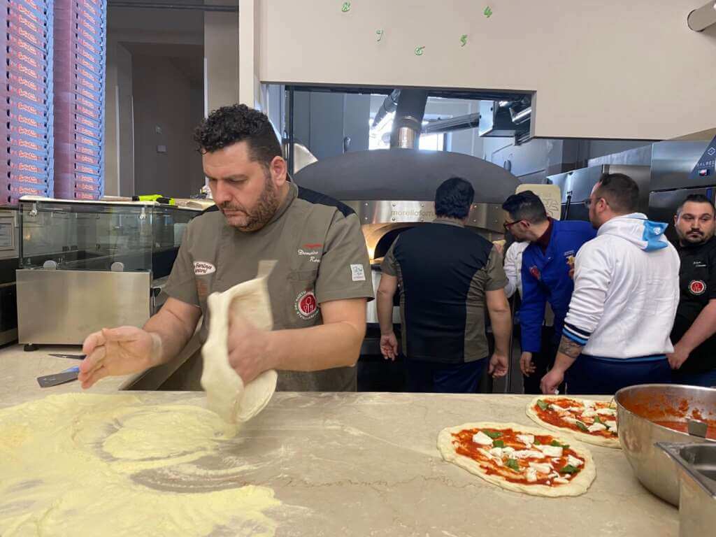 Il primo Campionato mondiale di pizza contemporanea si svolgerà a Crispiano – FOTO Il primo Campionato mondiale di pizza contemporanea si svolgerà a Crispiano – FOTO