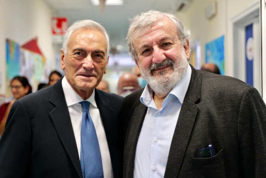 Galleria foto 'Taranto, Gabriele Gravina (Figc) visita i bimbi dell’oncoematologia: «Un momento di sollievo» – VIDEO' - foto 12