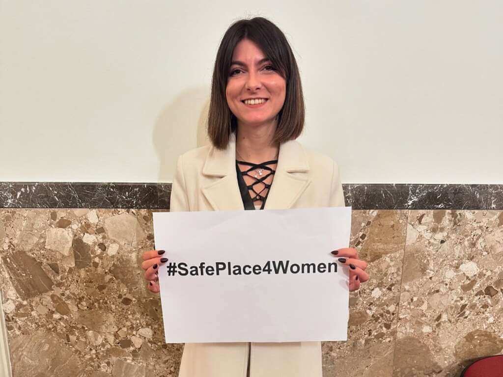 Galleria foto '“Safe place for women”, Ostuni è la prima città italiana a dire “sì” alla sicurezza delle donne' - foto 1