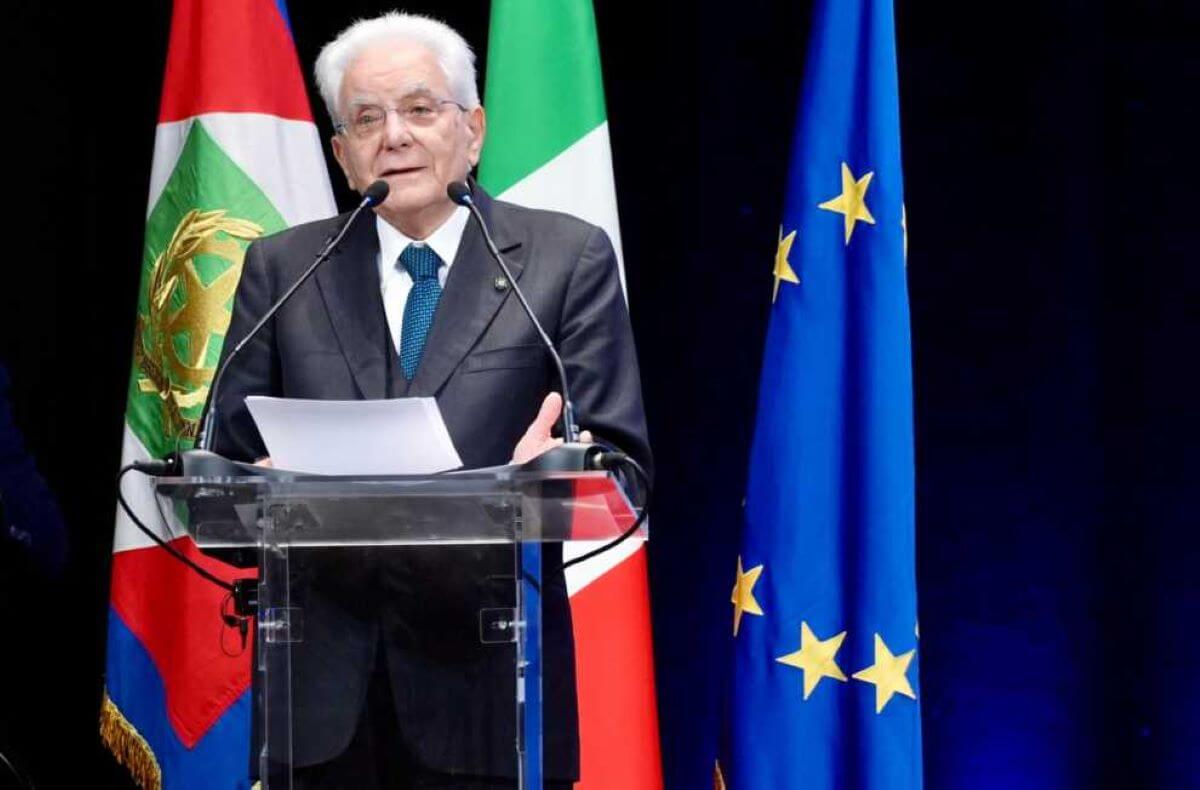 Violenza contro le donne, Mattarella: «Emergenza continua». Meloni: «Piaga sociale» Violenza contro le donne, Mattarella: «Emergenza continua». Meloni: «Piaga sociale»