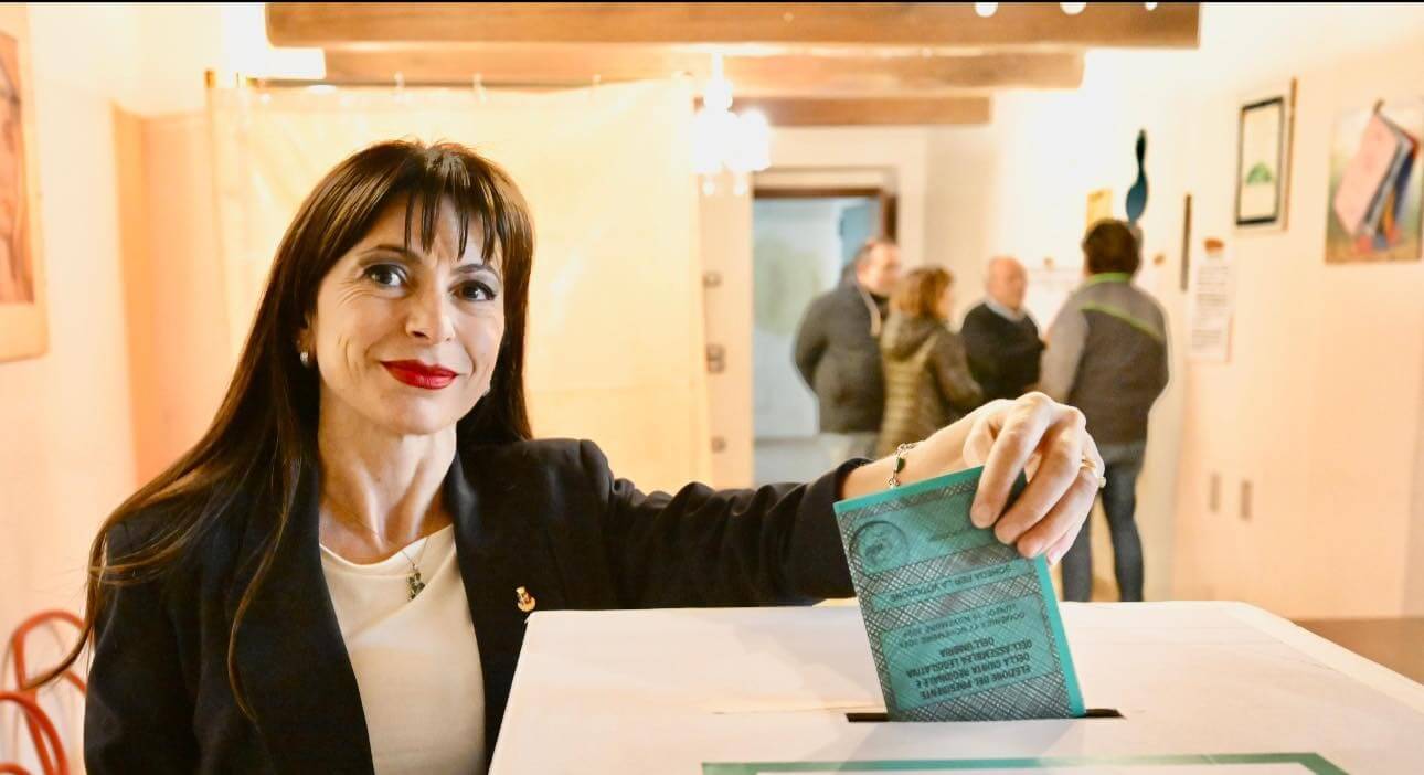 Umbria, Stefania Proietti è la nuova presidente della Regione: «È la vittoria dei cittadini» Umbria, Stefania Proietti è la nuova presidente della Regione: «È la vittoria dei cittadini»