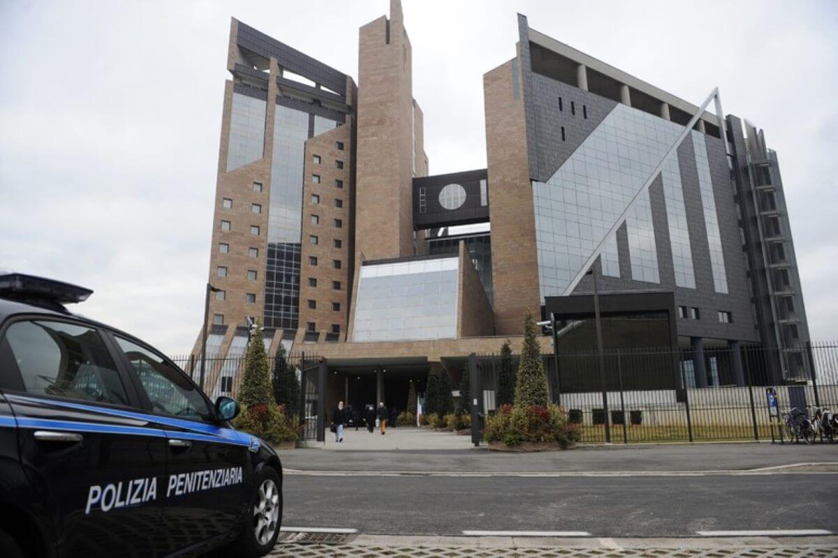Prostituta uccisa a Montecatini: via al processo 16 anni dopo il delitto. Imputato un brindisino