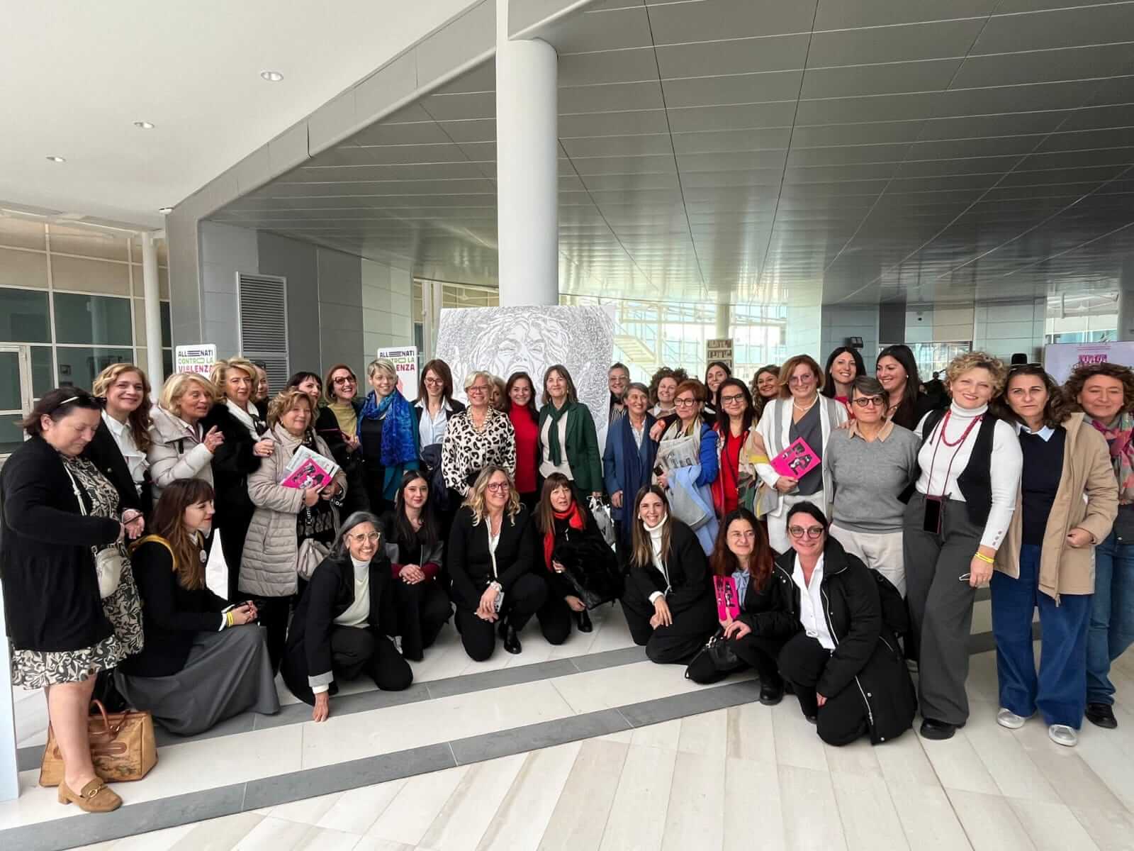 Violenza sulle donne, dalla Regione Puglia stanziati 400mila euro per azioni di contrasto Violenza sulle donne, dalla Regione Puglia stanziati 400mila euro per azioni di contrasto