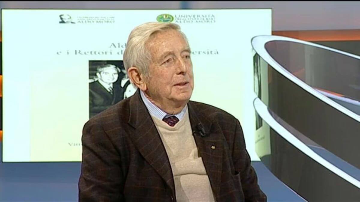 Lutto nel mondo accademico pugliese: muore a 90 anni il professor Vittorio Marzi Lutto nel mondo accademico pugliese: muore a 90 anni il professor Vittorio Marzi