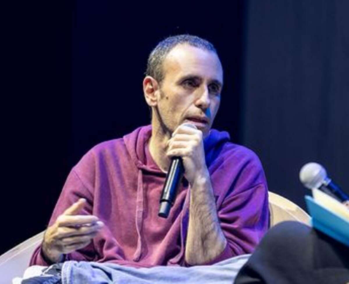 Zerocalcare diserta Chiara Valerio per il caso Caffo: «È una fiera dedicata a Giulia Cecchettin»