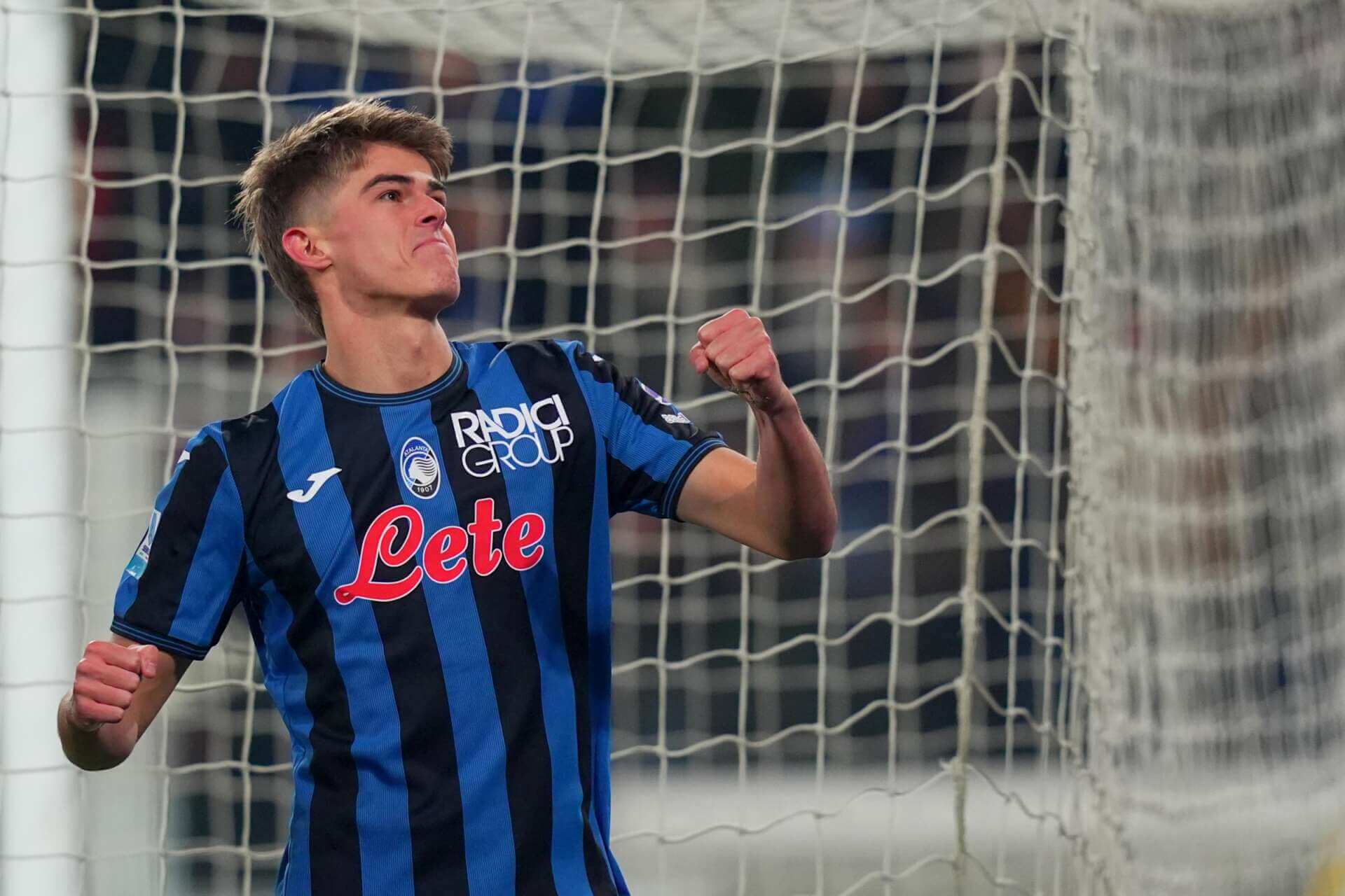 Serie A, con i gol di Lookman e De Ketelaere la Dea è prima in classifica: Atalanta-Milan 2-1 Serie A, con i gol di Lookman e De Ketelaere la Dea è prima in classifica: Atalanta-Milan 2-1