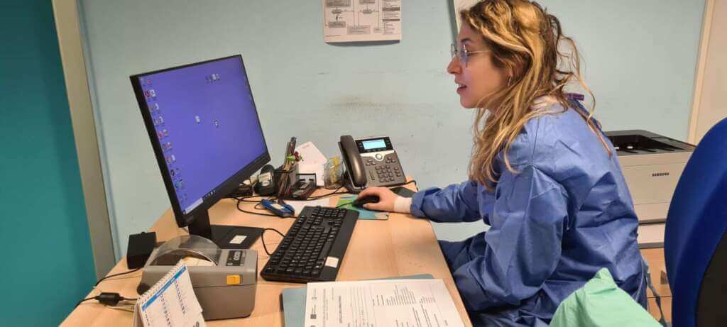 A Bari il primo ambulatorio per contrastare la povertà sanitaria: «Niente ostacoli per l’accesso alle cure» A Bari il primo ambulatorio per contrastare la povertà sanitaria: «Niente ostacoli per l’accesso alle cure»