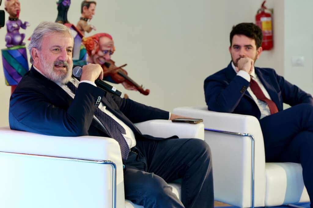 Carnevale di Putignano 2025, presentata la nuova edizione: dedicata al tema della “sovversione” – VIDEO Carnevale di Putignano 2025, presentata la nuova edizione: dedicata al tema della “sovversione” – VIDEO