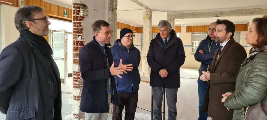 Noicattaro, al via i lavori per la nuova Casa della Comunità: sorgerà nell’ex scuola dell’infanzia – FOTO
