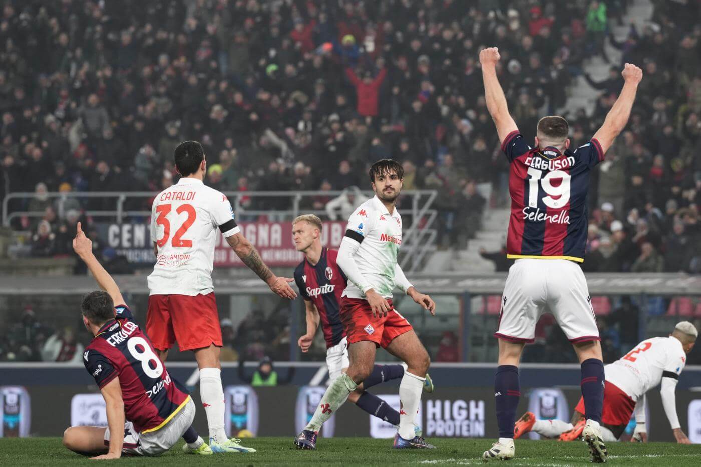 Serie A, il Bologna si aggiudica il derby dell’Appennino: Fiorentina battuta 1-0 con un gol di Odgaard Serie A, il Bologna si aggiudica il derby dell’Appennino: Fiorentina battuta 1-0 con un gol di Odgaard