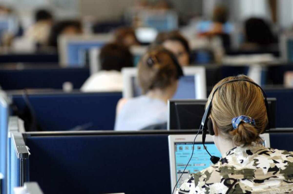 «No all’IA al posto dell’uomo»: scatta la rivolta dei call center Enel. In Puglia 2.500 lavoratori a rischio «No all’IA al posto dell’uomo»: scatta la rivolta dei call center Enel. In Puglia 2.500 lavoratori a rischio
