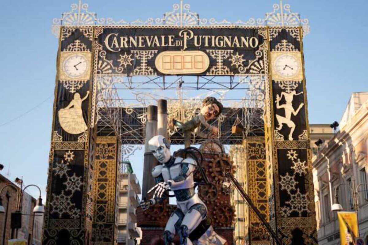 Putignano, al Carnevale con Fse: sconti sul biglietto per chi arriva in treno Putignano, al Carnevale con Fse: sconti sul biglietto per chi arriva in treno