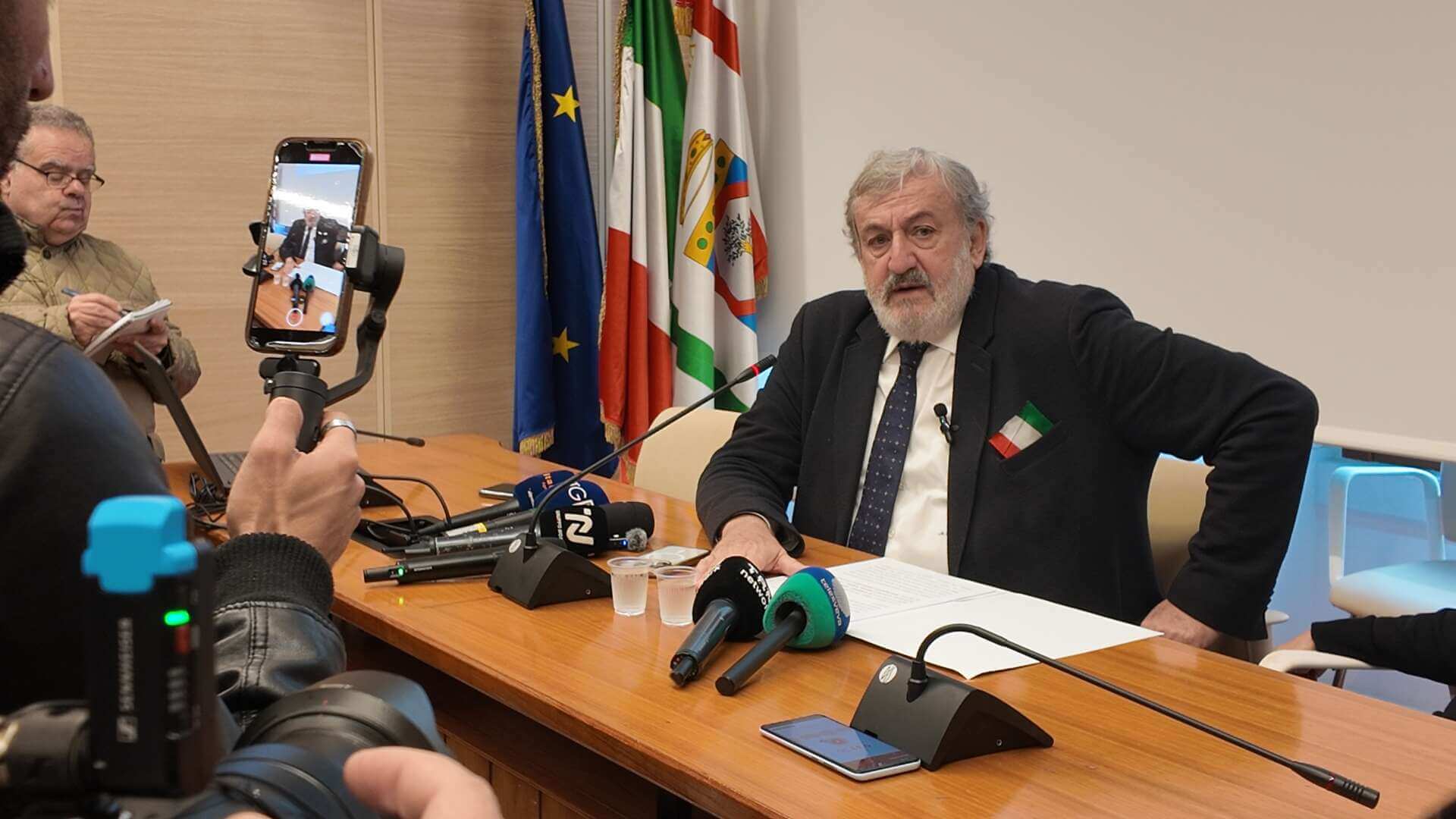 Autonomia differenziata, Emiliano: «La Corte costituzionale demolisce la legge Calderoli» Autonomia differenziata, Emiliano: «La Corte costituzionale demolisce la legge Calderoli»