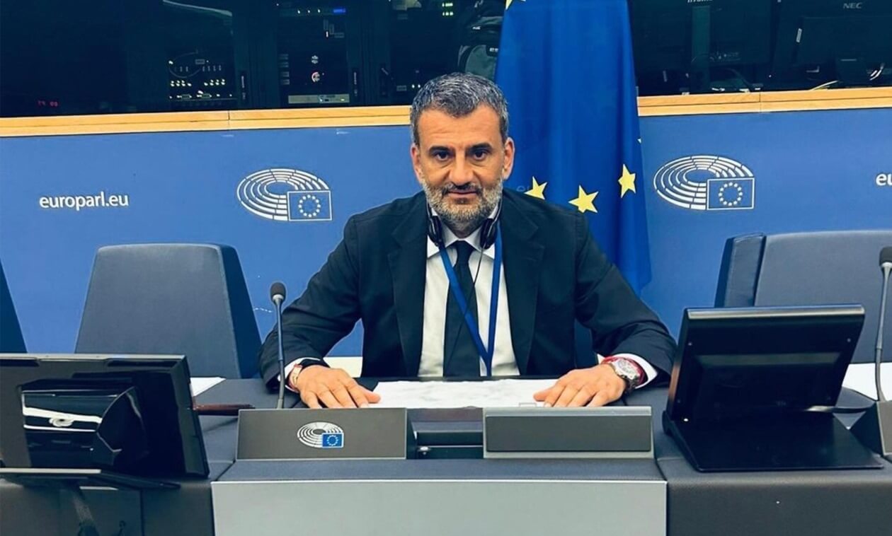 Regionali in Puglia, Decaro: «Serve guardare avanti. Bisogna interpretare i tempi che cambiano»