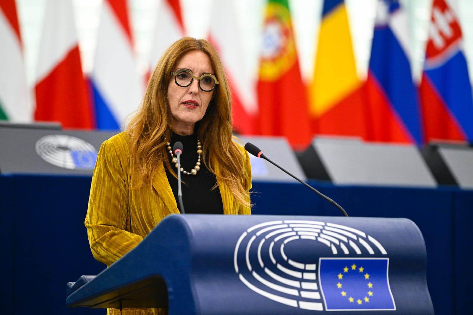 Minacce social a Donazzan, polemiche sui testi violenti di due trapper. L’eurodeputata: «Non mi faccio intimorire» Minacce social a Donazzan, polemiche sui testi violenti di due trapper. L’eurodeputata: «Non mi faccio intimorire»