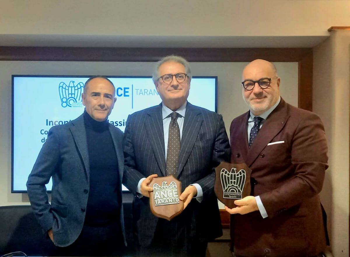 Taranto, il commissario Ferrarese alle imprese locali: «Il calcio non può morire»