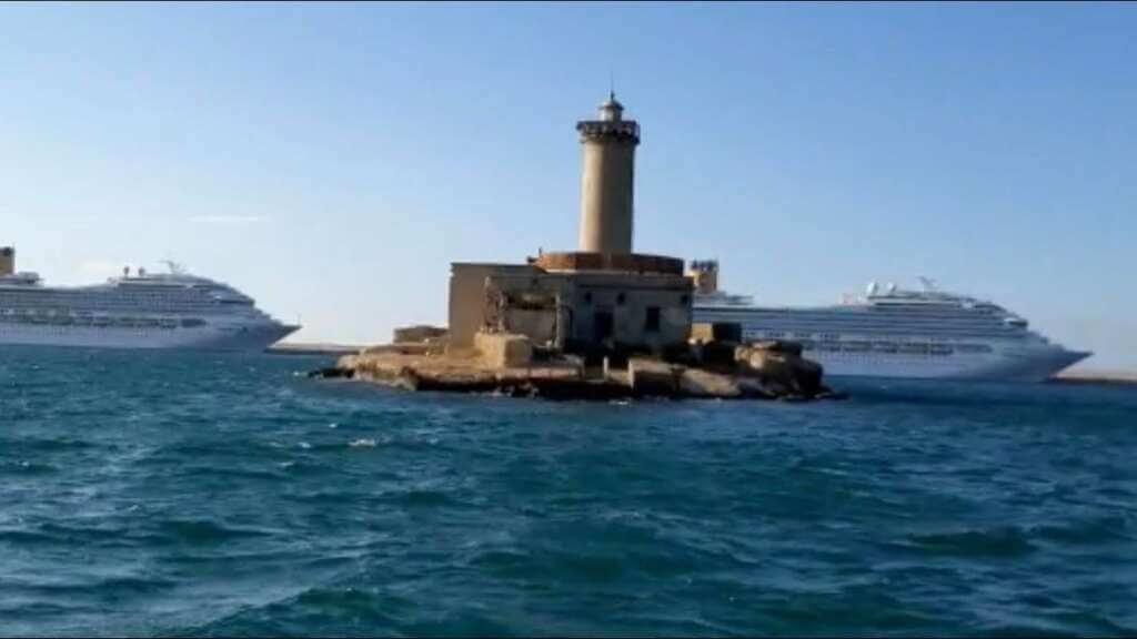 Galleria foto 'Ambiente, in Puglia via libera a tre provvedimenti per la tutela di ecosistemi faunistici e marini' - foto 1