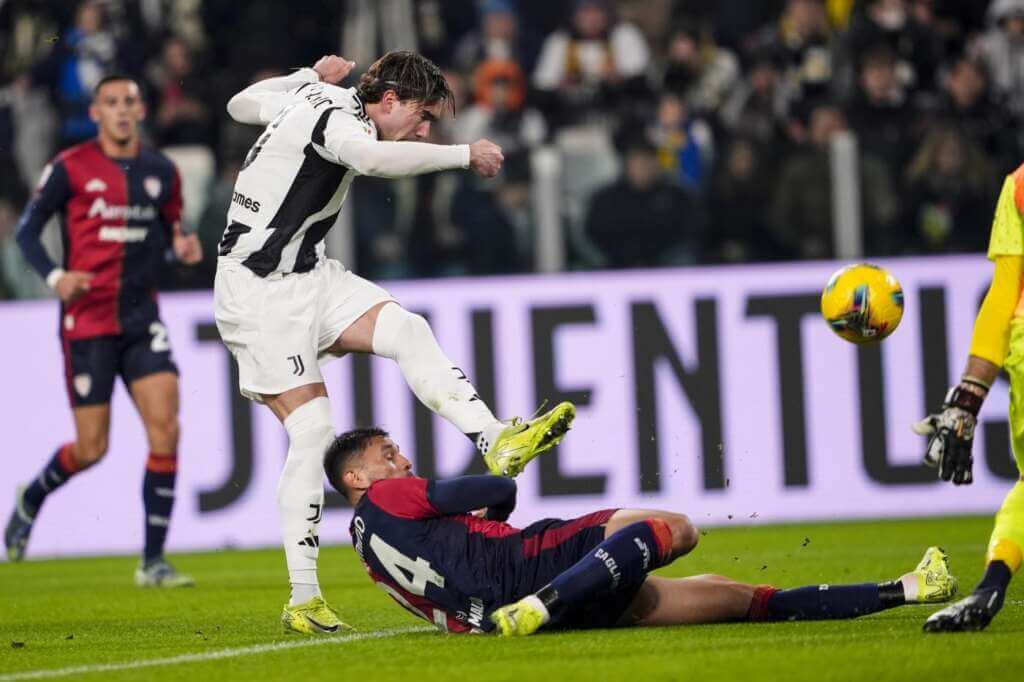 Galleria foto 'Coppa Italia, poker della Juve al Cagliari: bianconeri ai quarti. Pace fatta tra Vlahovic e i tifosi' - foto 1
