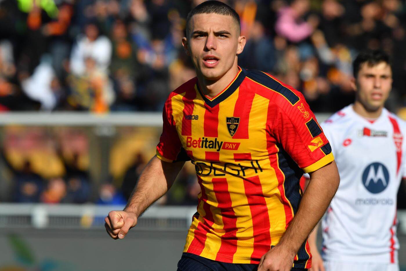 Serie A, il Lecce vince 2-1 contro il Monza: in gol Tete Morente e Krstovic. Nel mezzo l’autorete di Dorgu