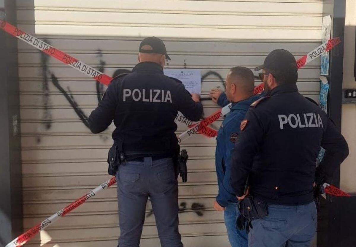 Troppi pregiudicati nel locale: licenza sospesa per dieci giorni per un bar di Galatina Troppi pregiudicati nel locale: licenza sospesa per dieci giorni per un bar di Galatina