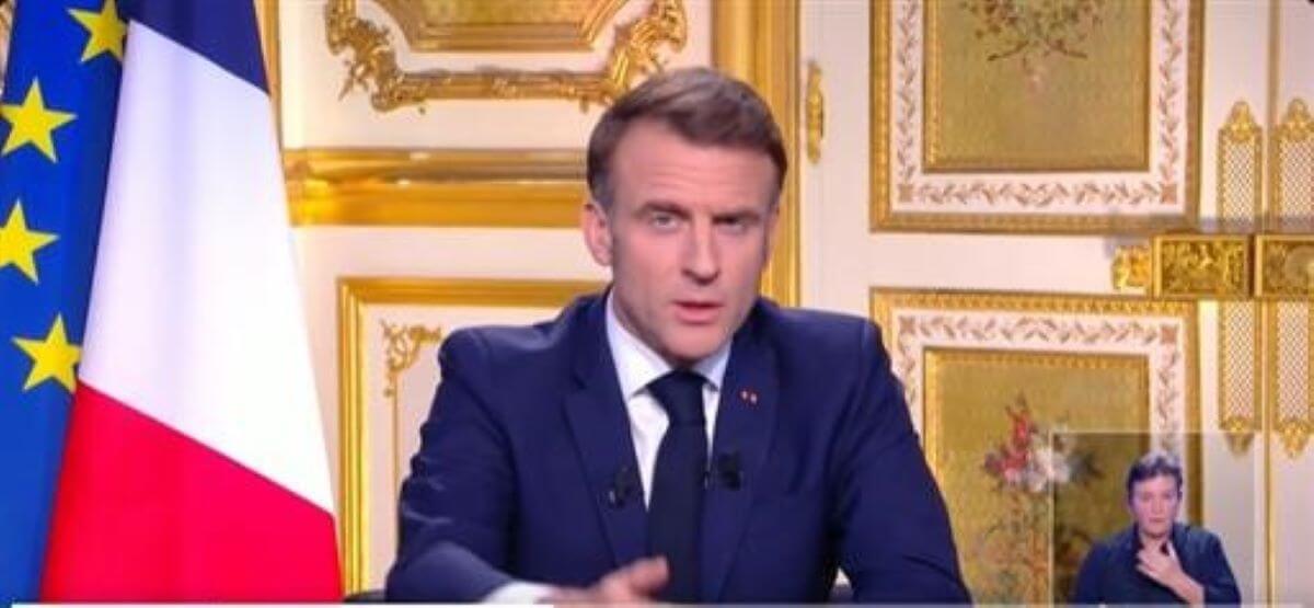 Francia, il discorso di Macron alla Nazione: «Non mi dimetto, presto un governo» Francia, il discorso di Macron alla Nazione: «Non mi dimetto, presto un governo»