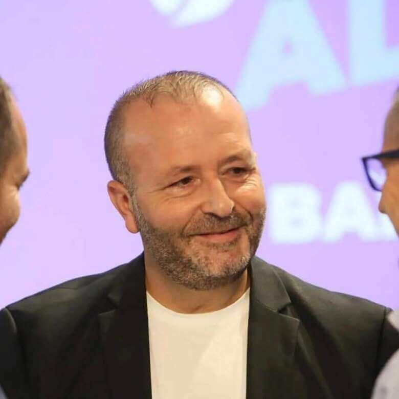 Galleria foto 'Stellato (Iv) torna da Emiliano, ma la coordinatrice nazionale del partito di Renzi ne prende le distanze' - foto 1