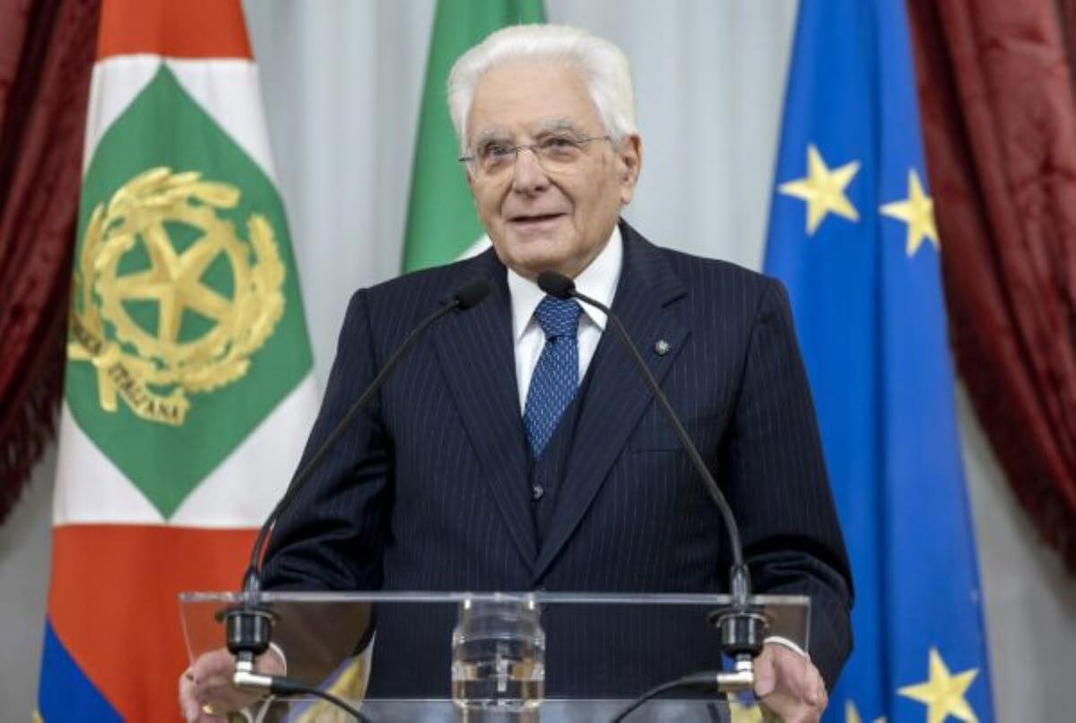 Diritti umani, Mattarella: «In alcuni Paesi esercizio di voto vanificato e libertà ignorate»