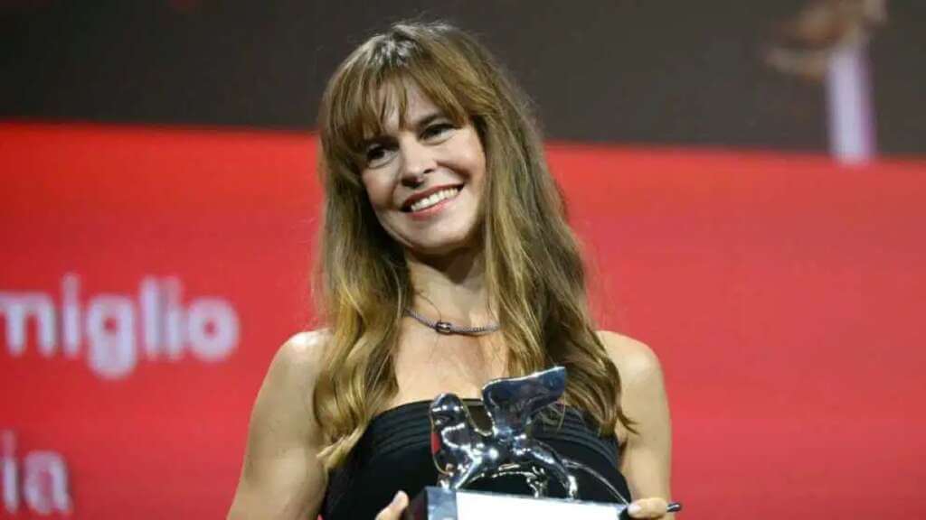 Galleria foto 'Golden Globes 2025, l’Italia in nomination con il film di Maura Delpero “Vermiglio”' - foto 1