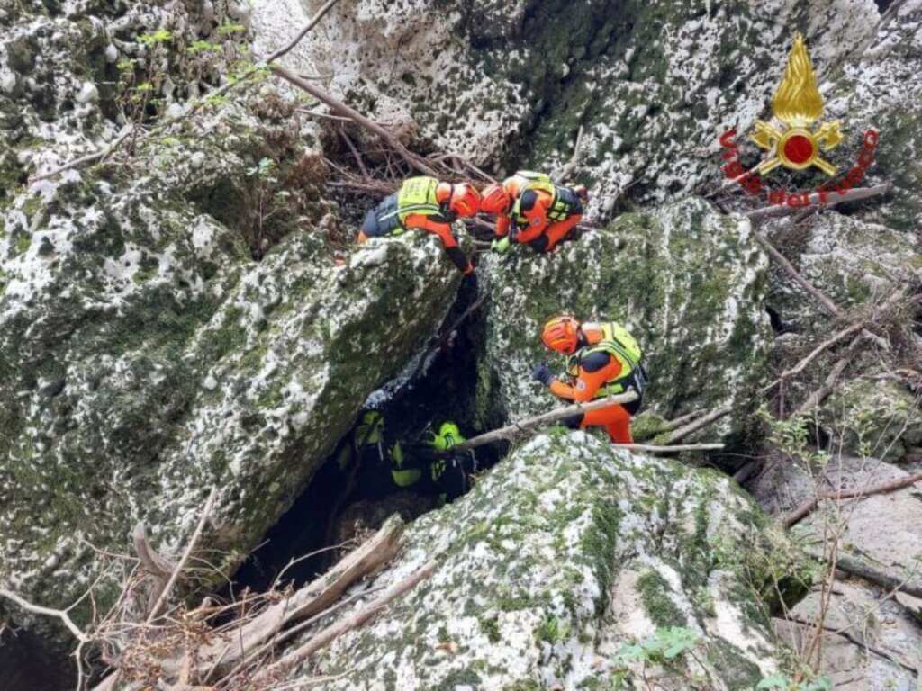 Galleria foto 'Ragazzi annegati nel Natisone: ipotizzato omicidio colposo per tre vigili del fuoco e un operatore del 112' - foto 1