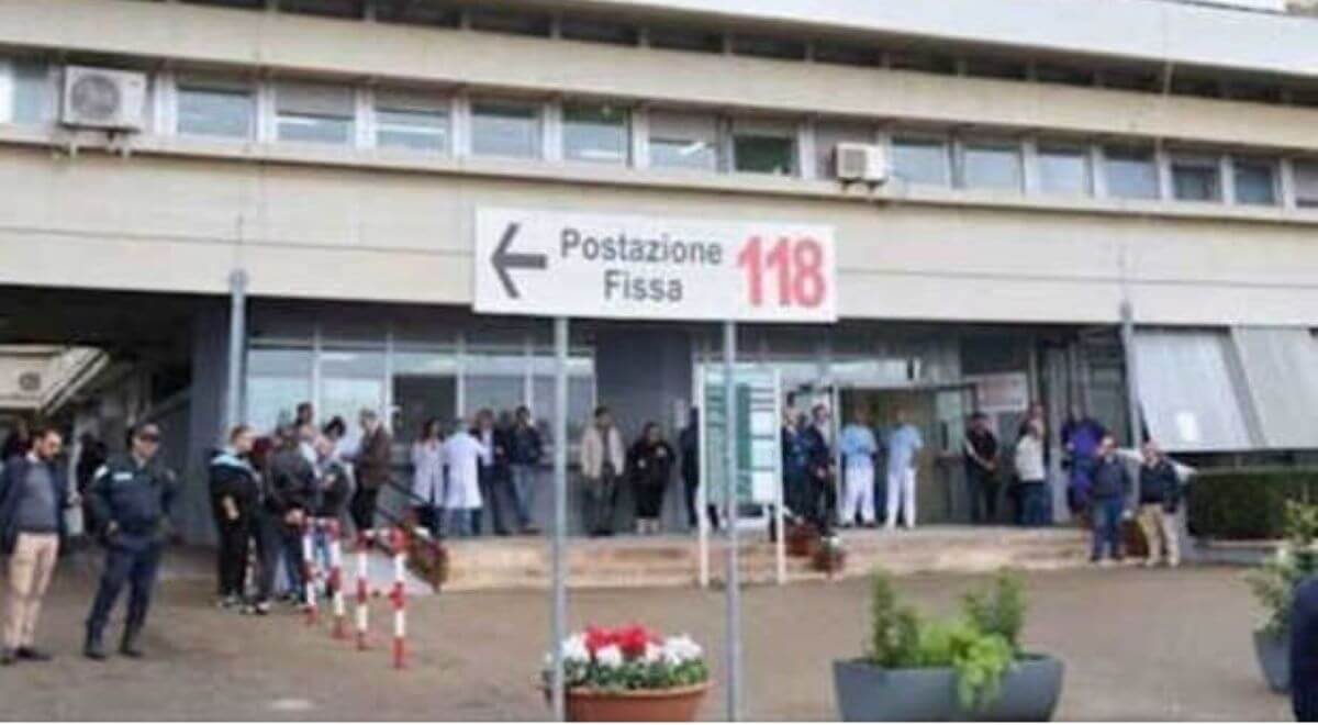 Accoltella il rivale in amore poi fugge: ferito 36enne a Supersano in Salento