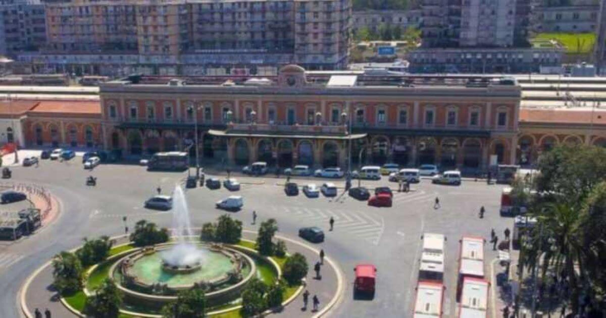 Bari, stop all’alcol dopo le 20 in piazza Umberto e vicino alla stazione: Leccese conferma i divieti Bari, stop all’alcol dopo le 20 in piazza Umberto e vicino alla stazione: Leccese conferma i divieti
