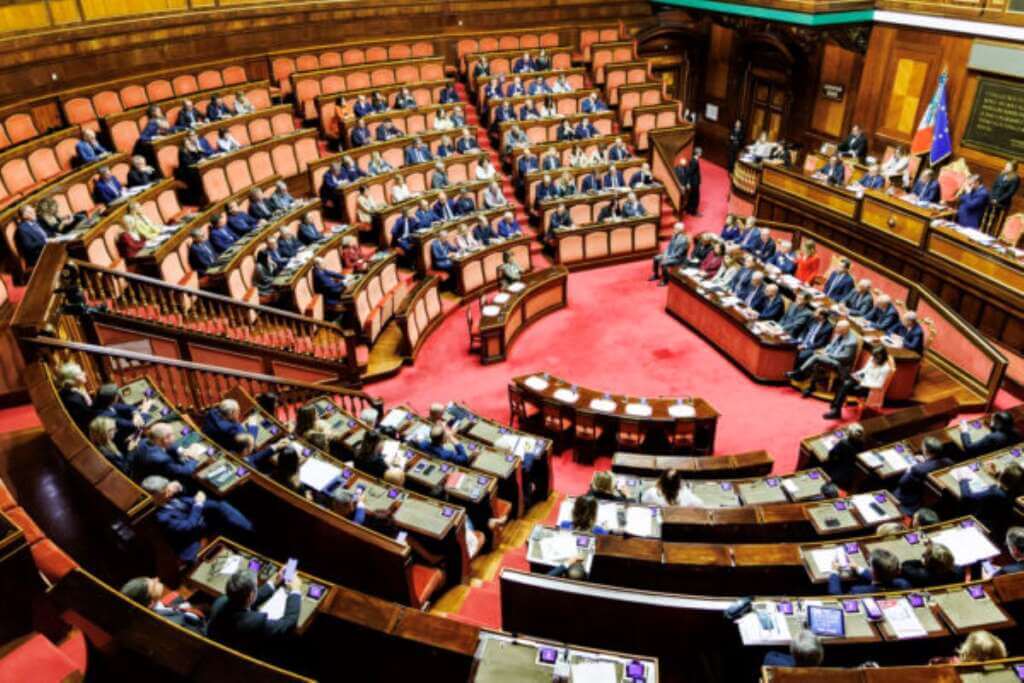 Galleria foto 'Manovra, Ok del Senato alla fiducia: ora è legge ma restano i malumori' - foto 1