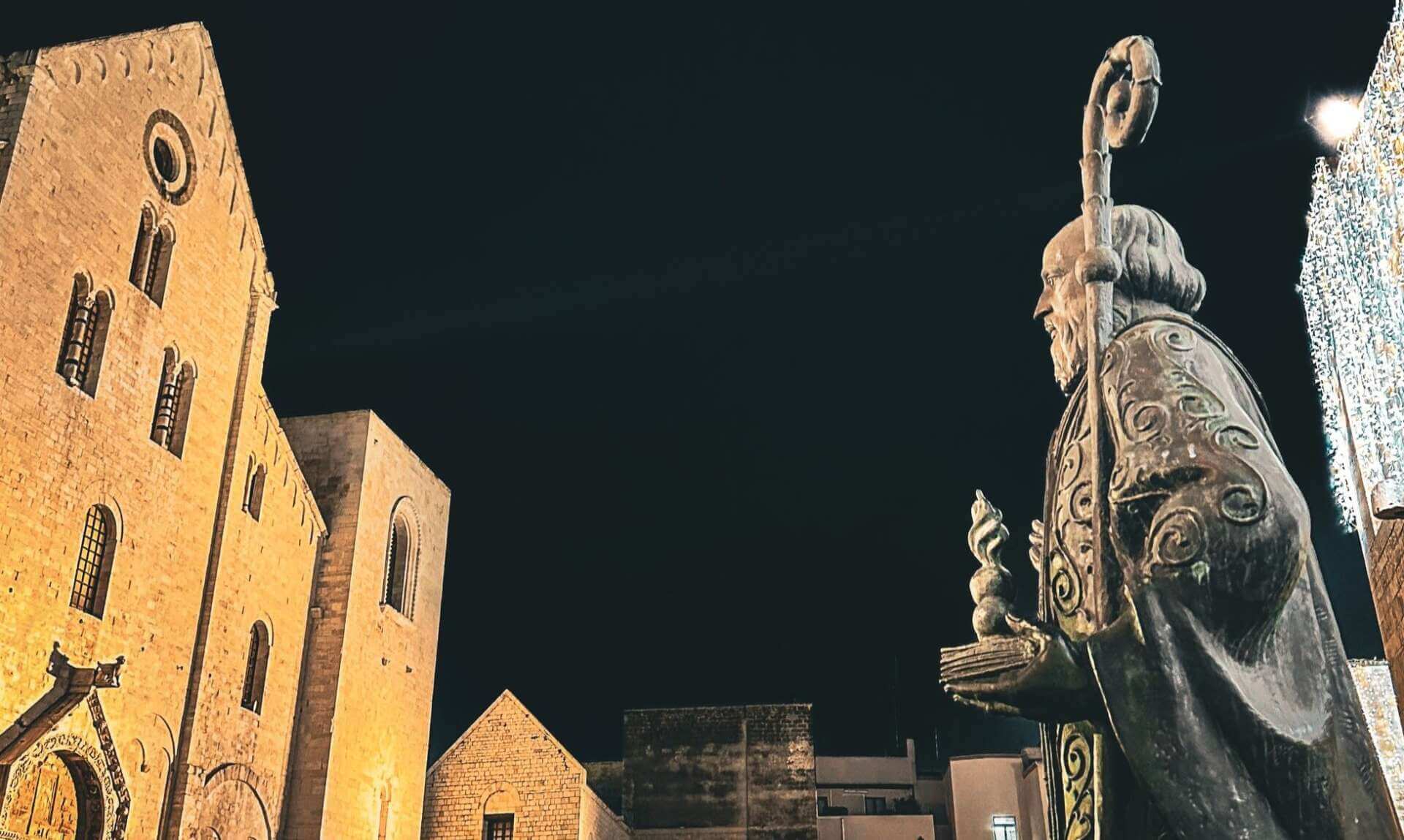 Bari in festa per San Nicola, Emiliano: «È il simbolo di una terra accogliente che guarda al futuro» Bari in festa per San Nicola, Emiliano: «È il simbolo di una terra accogliente che guarda al futuro»