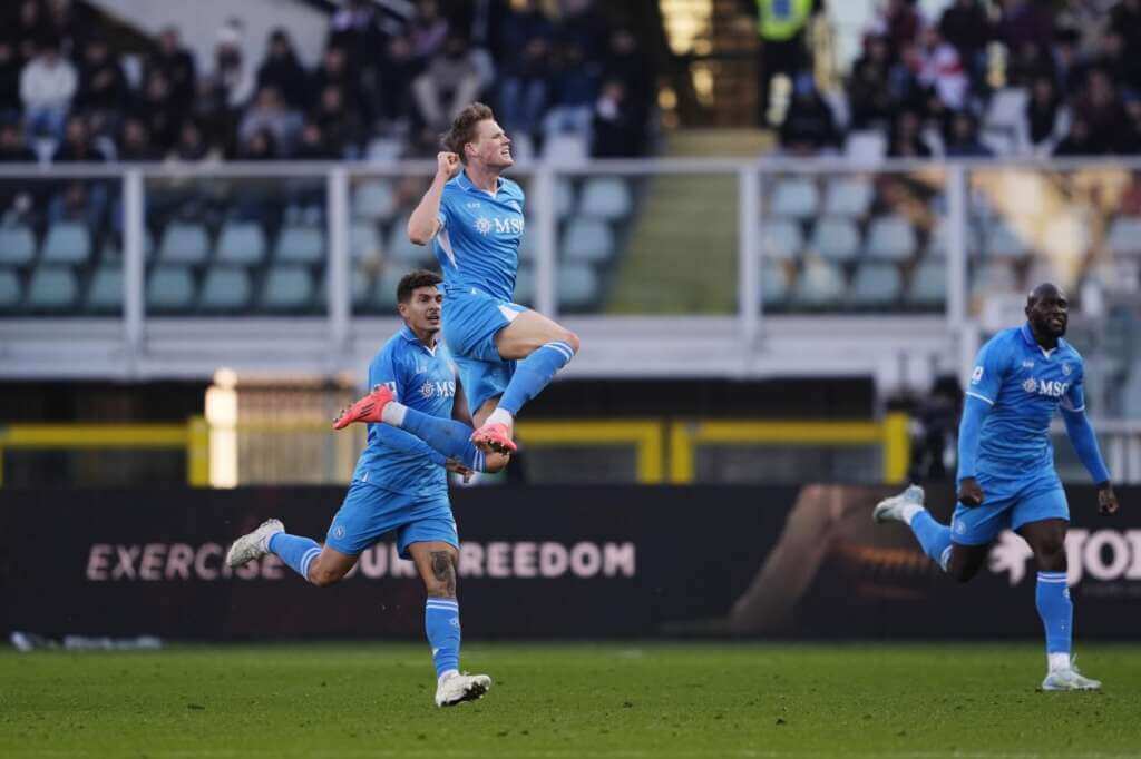 Galleria foto 'Serie A, al Napoli basta McTominay: 1-0 al Torino e i partenopei restano in vetta alla classifica' - foto 1