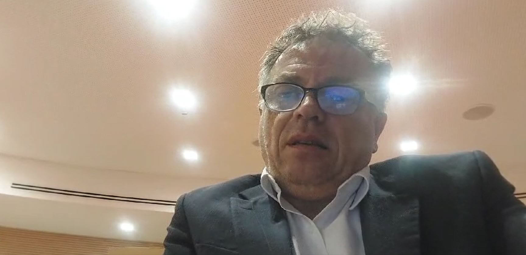Continua la protesta di Tutolo in Regione: «Voglio sapere dove sono finiti i 27 milioni di euro» – VIDEO