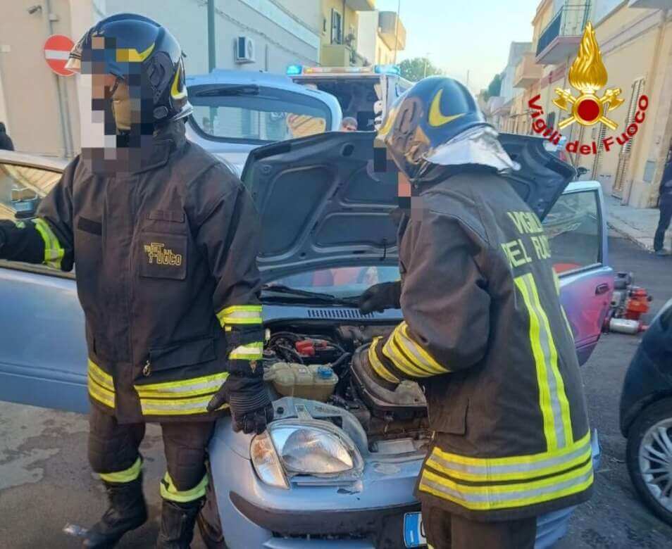 Incidente nel Brindisino, scontro tra 2 auto a San Pancrazio Salentino: una donna incinta tra i feriti