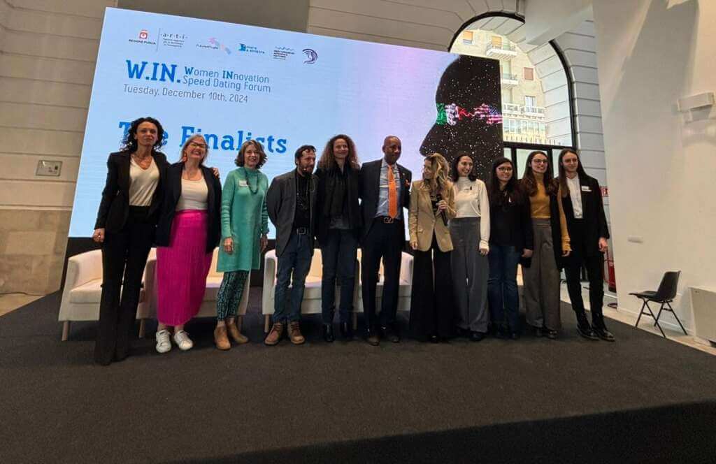 Galleria foto 'Donne e aerospazio, a Bari “W.In.”: il forum del settore tutto al femminile – VIDEO' - foto 1